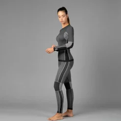 Baselayer mit Rundausschnitt und ohne Nähte