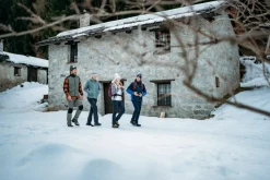 Damenmütze aus recyceltem Polyester