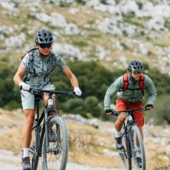 Herren Windschutzjacke mit abnehmbaren Ärmeln