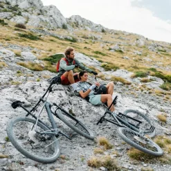 Herren Windschutzjacke mit abnehmbaren Ärmeln