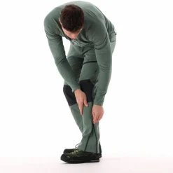 Herrenhose aus Softshell Slim Fit