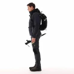 Herrenweste aus schweres Knit-Tech Fleece mit hitzeversiegelter Tasche